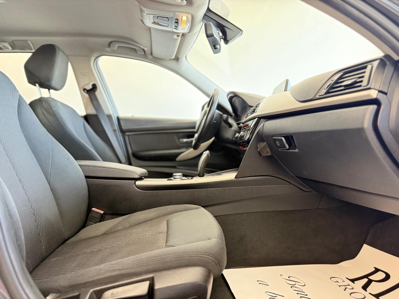 BMW 316d Touring Sport automatica okneopatentati
