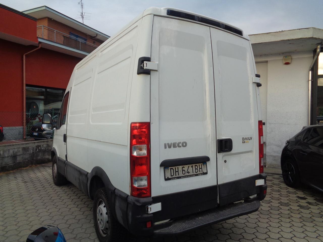 Iveco Daily 35C10 2.3 Hpi Cabinato