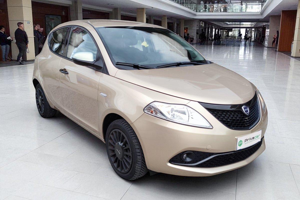 LANCIA Ypsilon 1.0 FireFly 5 porte S&S Hybrid Ecochic Gold