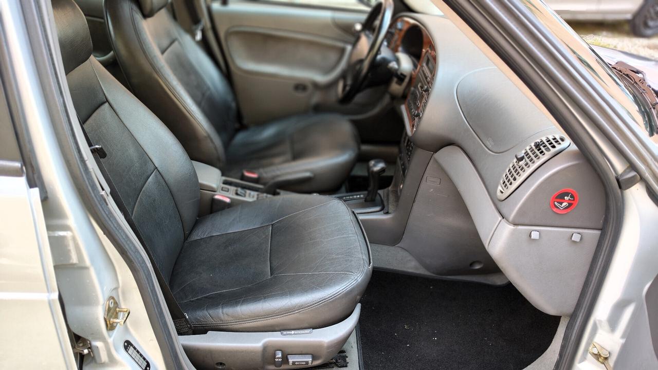 Saab 9-3 2.0i T 16V 5p Aut. SE