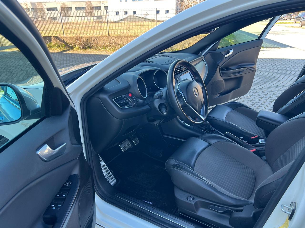 Alfa Romeo Giulietta 2.0 JTDm-2 175 CV TCT Exclusive