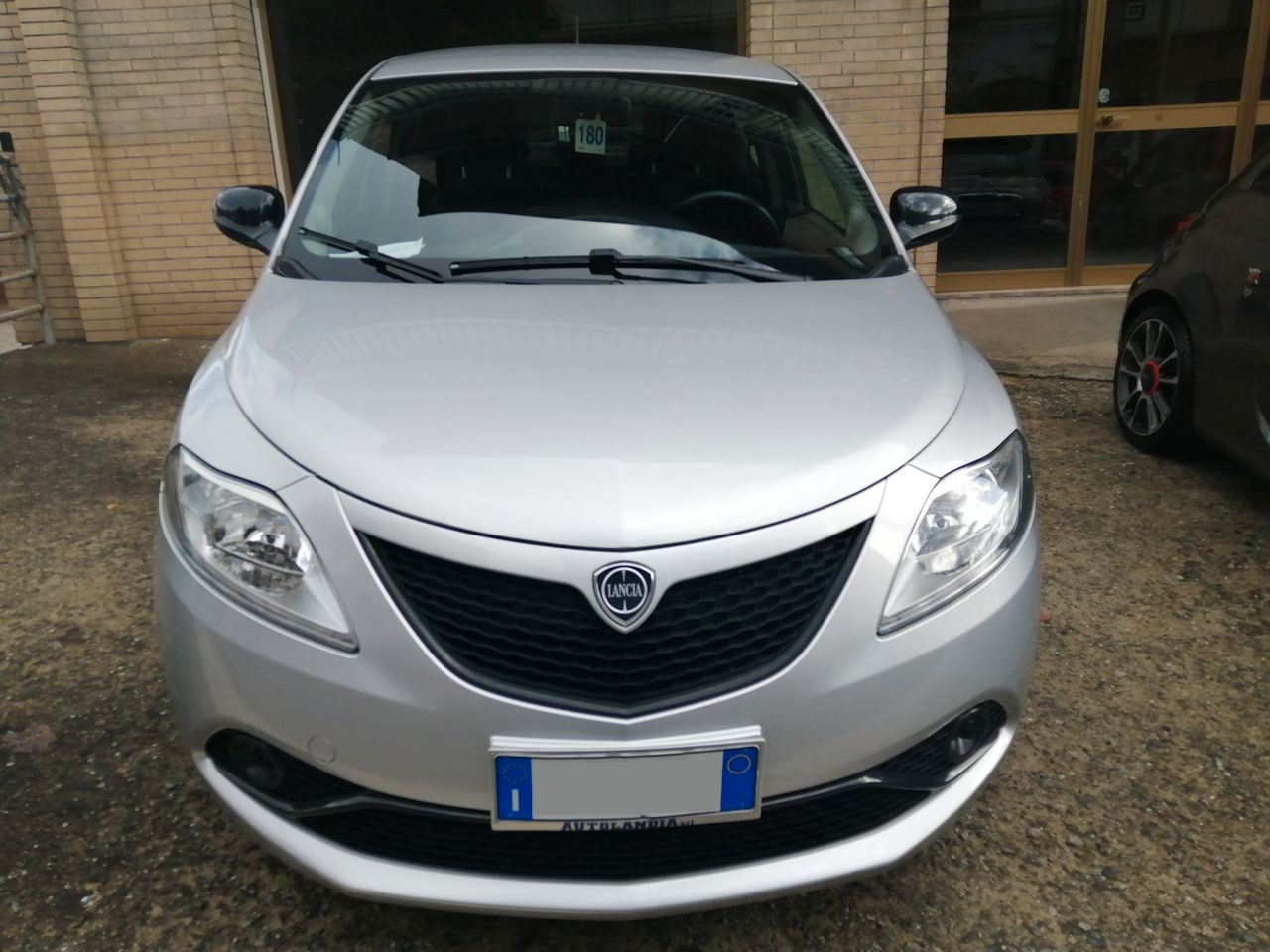 Lancia Ypsilon 1.2 69 CV S&S Gold