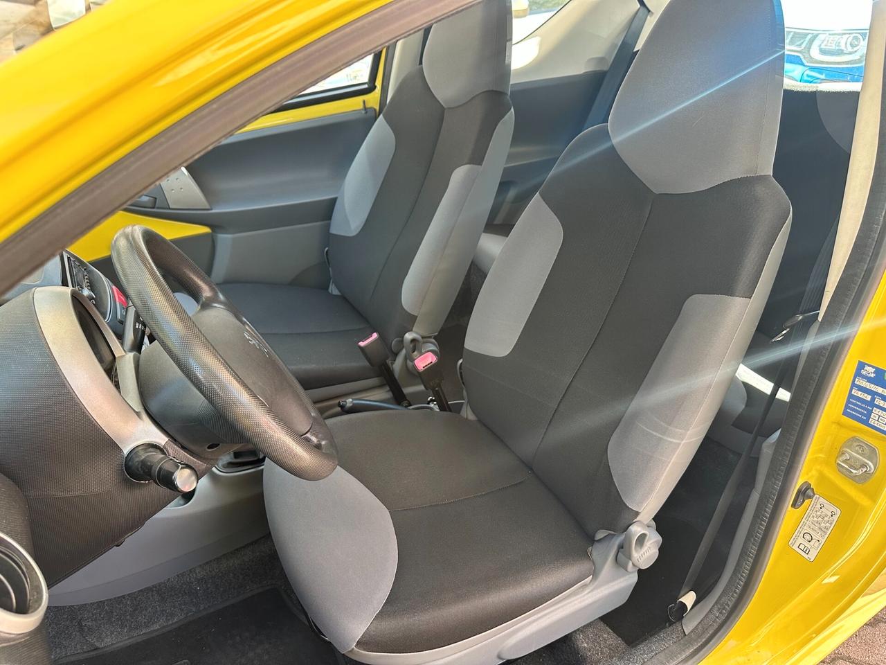 Peugeot 107 1.0 3P. 03/2009 KM.80500 NEO PATENTATI