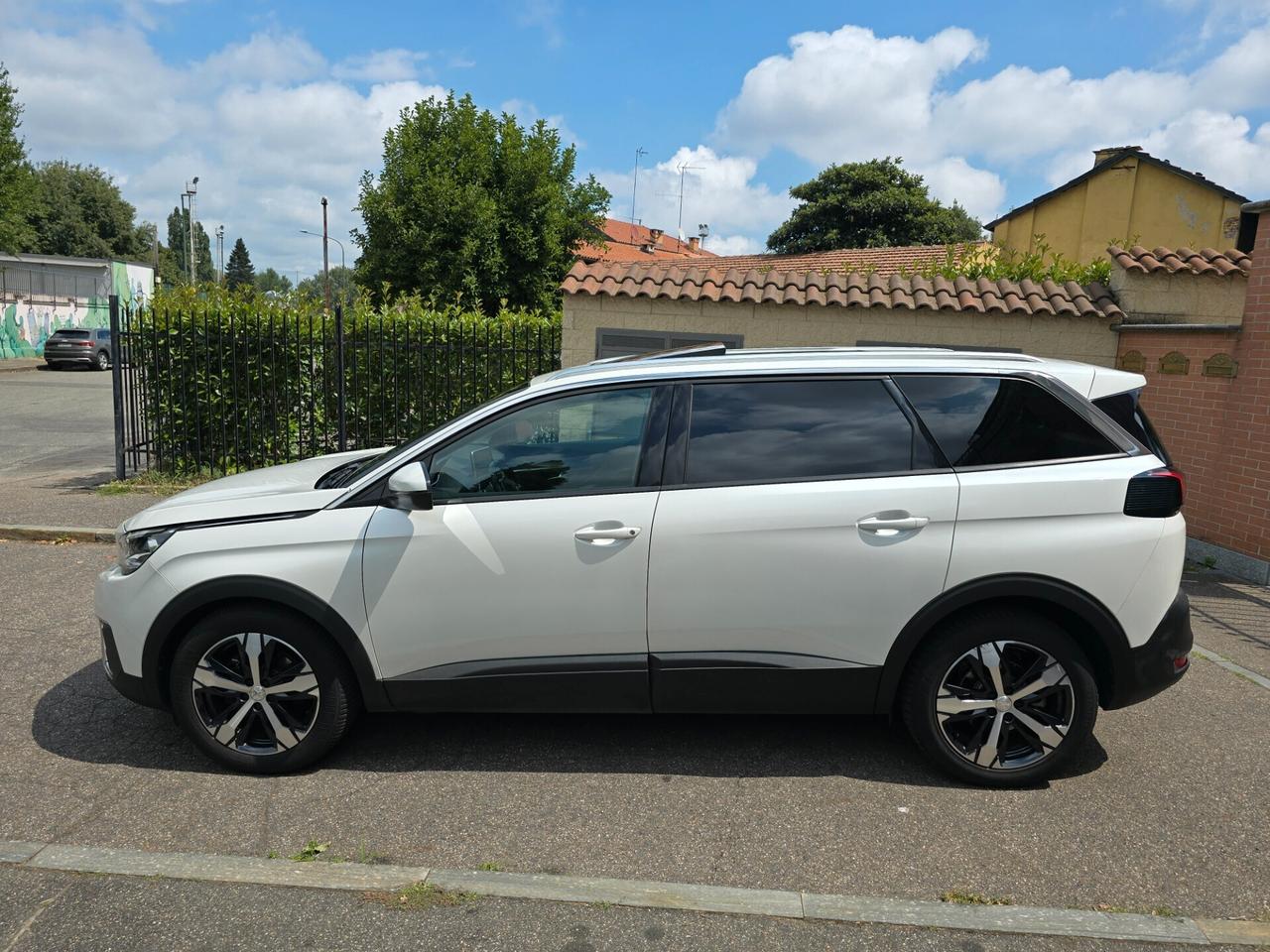 PEUGEOT 5008 1.5(130cv) BlueHdi Business (7posti)