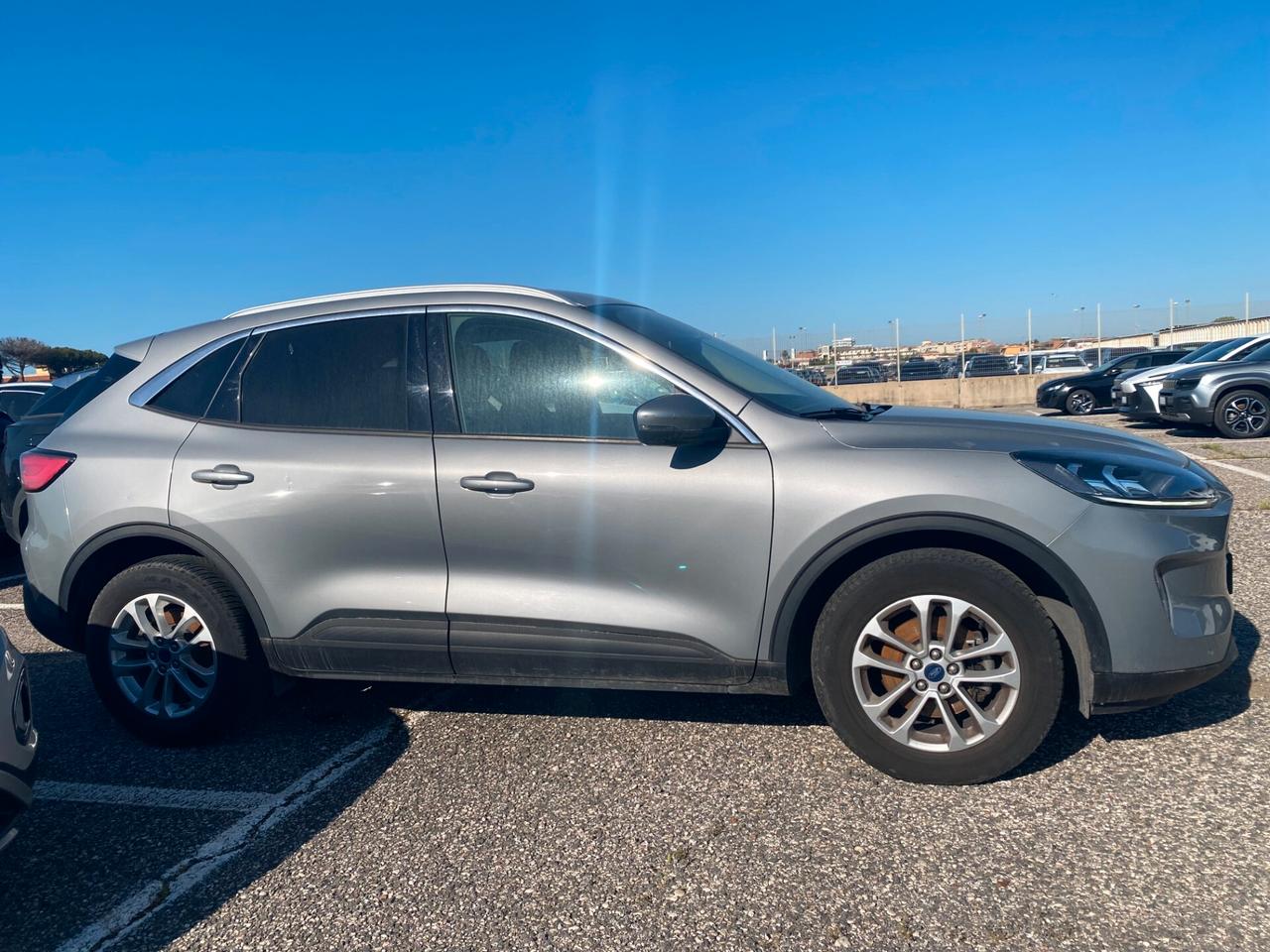 FORD KUGA 2.0 Ecoblue 2wd 120cv Autom. TITANIUM