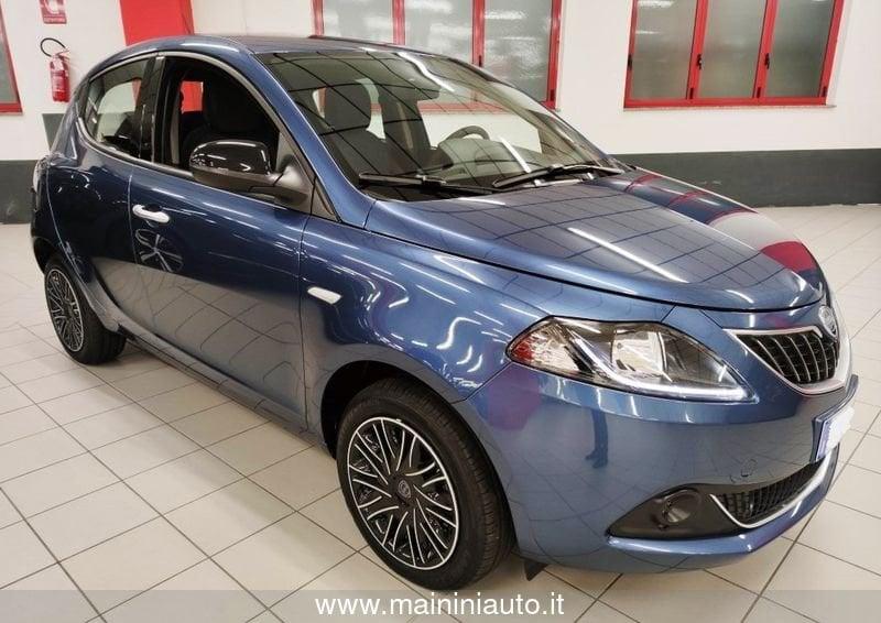 Lancia Ypsilon 1.0 Hybrid 70cv 5P Platino + Car Play "SUPER PROMO" m