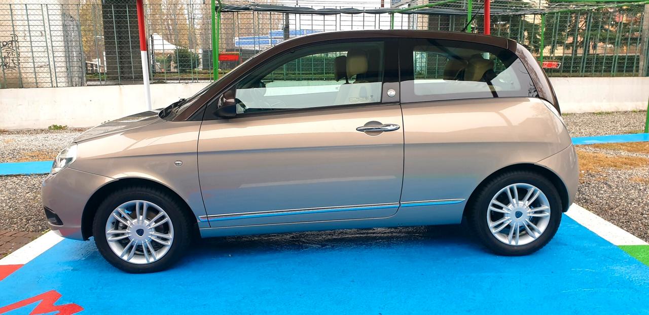 LANCIA YPSILON 1.4 BENZINA G.P.L DI CASA 67MILA KM