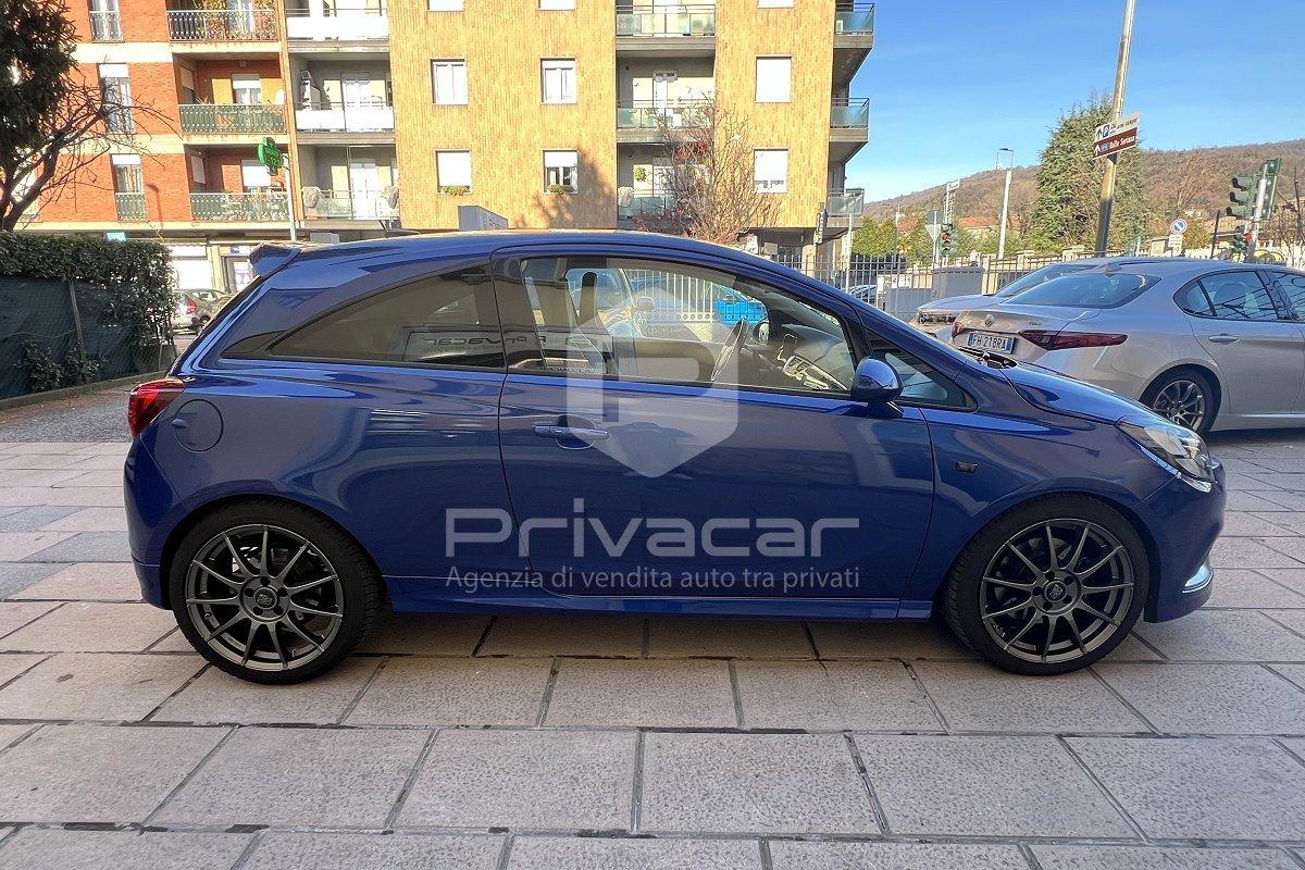 OPEL Corsa 1.6 Turbo Coupé OPC