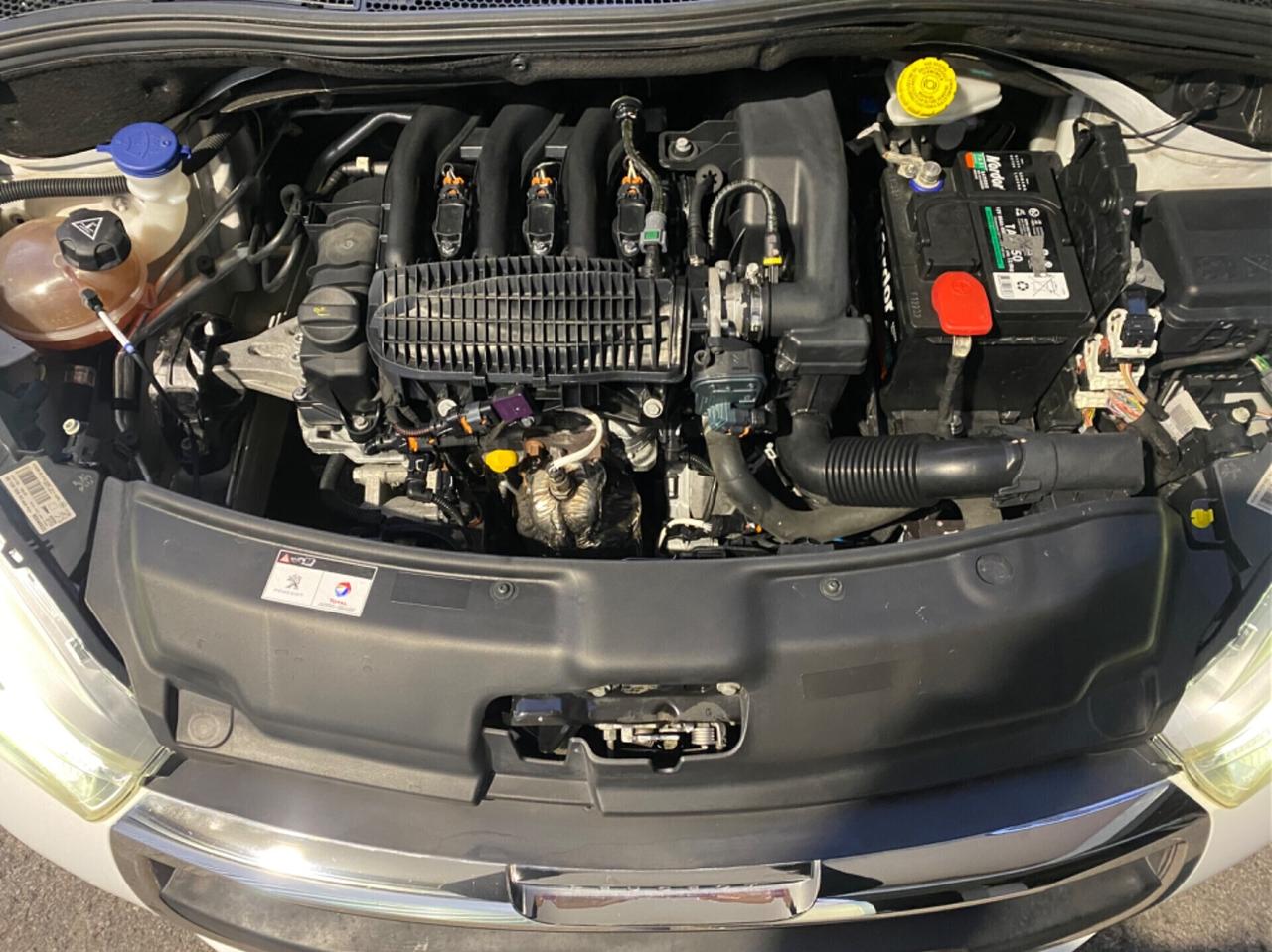 Peugeot 208 1.2 PureTech 82cv 5p. Active - KM ZERO