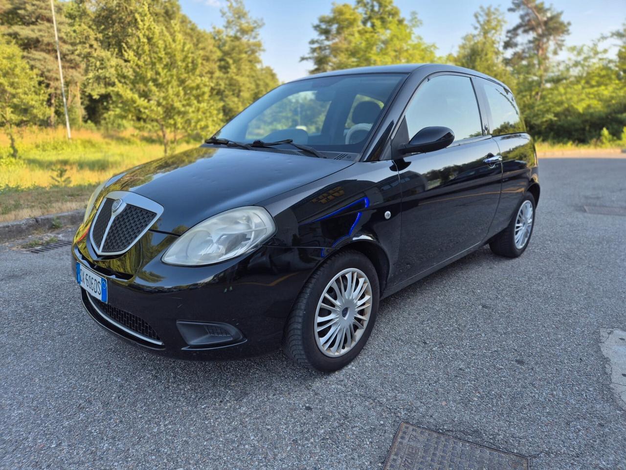 Lancia Ypsilon 1.4 Platino Ecochic GPL