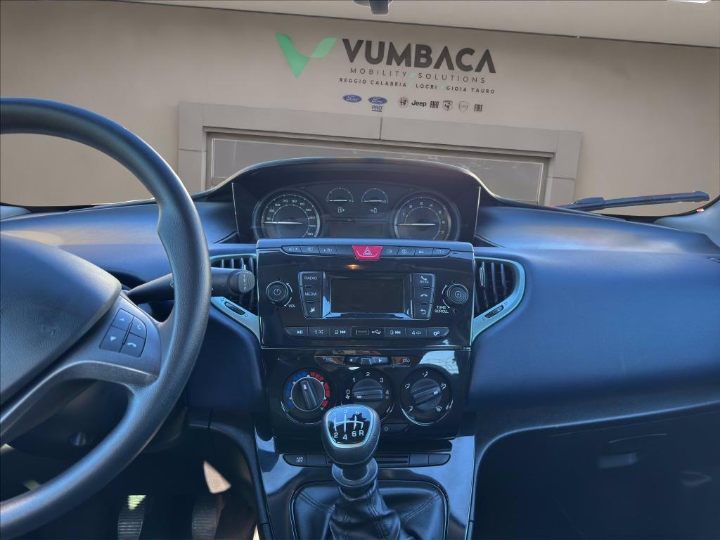 LANCIA Ypsilon 1.0 firefly hybrid Oro s&s 70cv del 2024