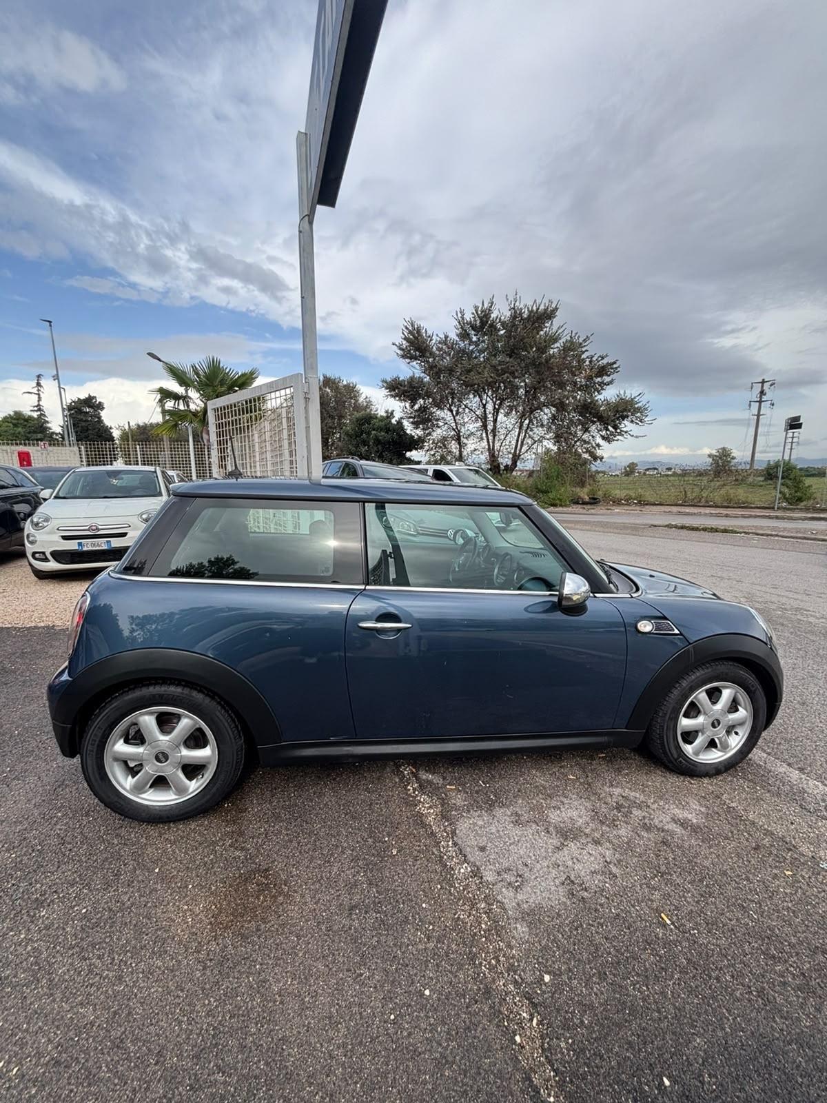 Mini 1.6 16V One D