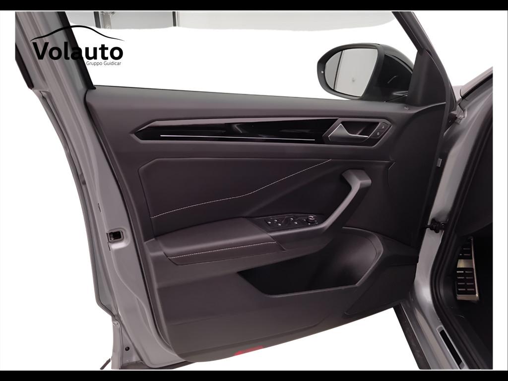 VOLKSWAGEN T-Roc 2022 - T-Roc 1.5 tsi R-Line