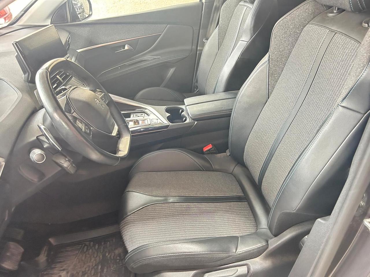 Peugeot 3008 BlueHDi 130 S&S EAT8 Allure Pack