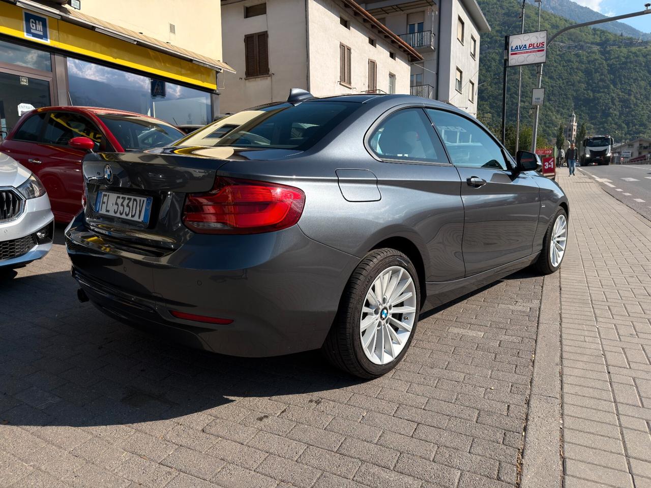 BMW 218d Coupe Sport 150cv auto