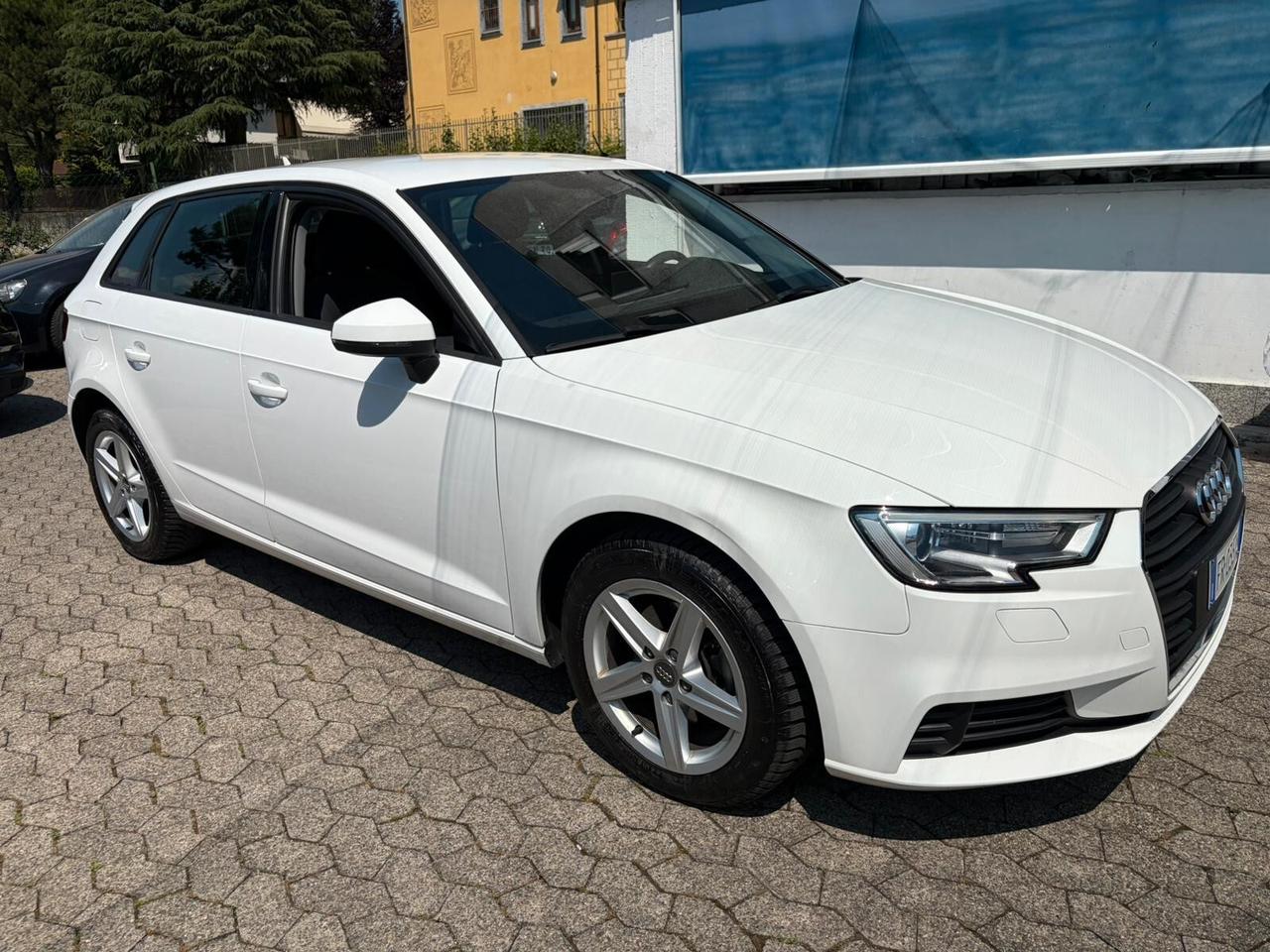 Audi A3 1.6 TDI 116 CV S tronic Design*EURO6