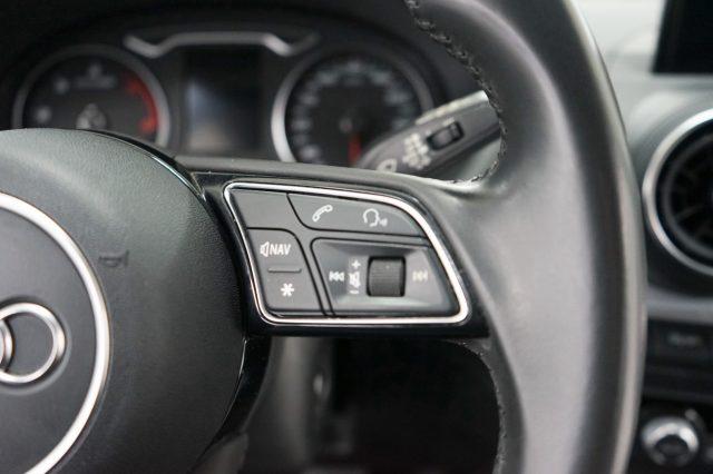 AUDI Q2 35 TDI S tronic Business Sport Uniprop.
