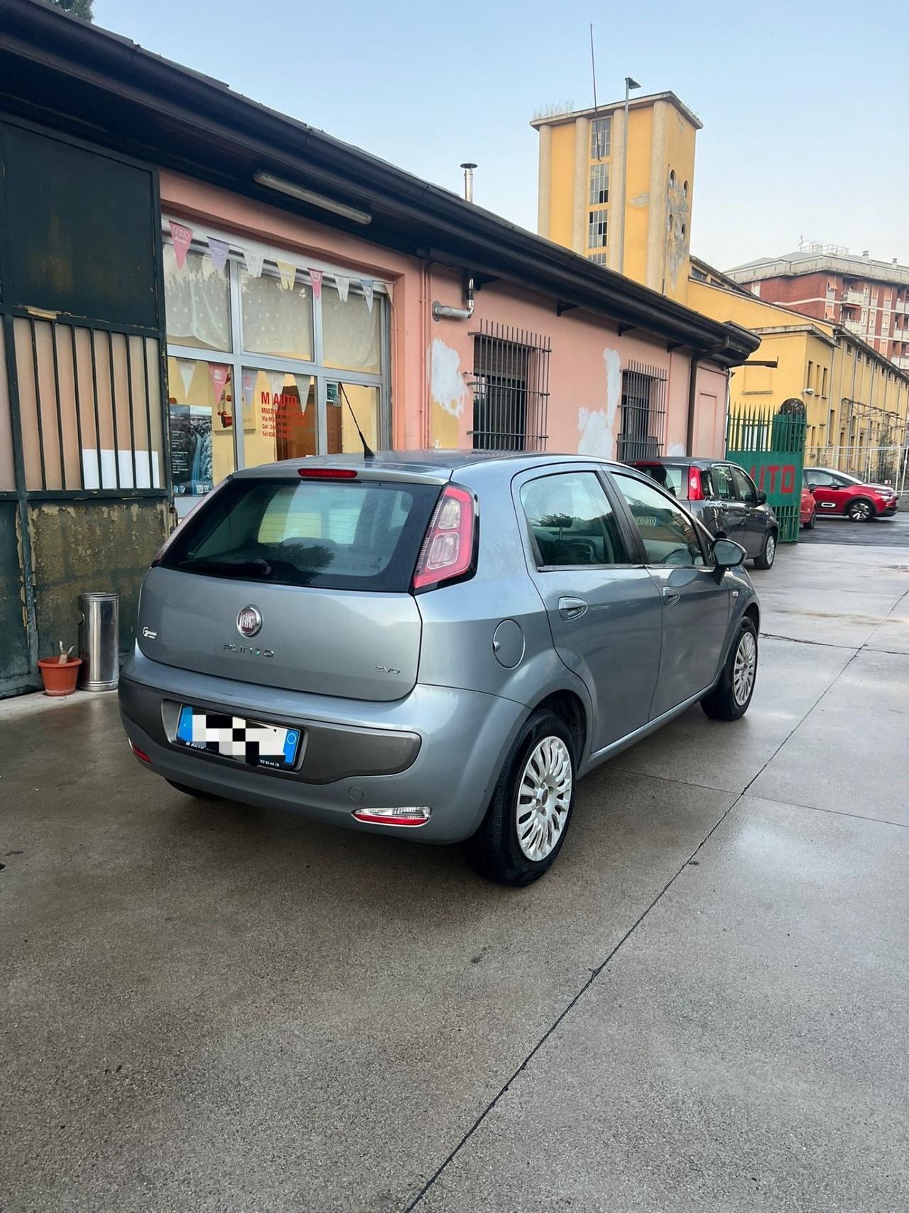 Fiat Punto Evo 1.4 5 porte gpl valido fino al 2030