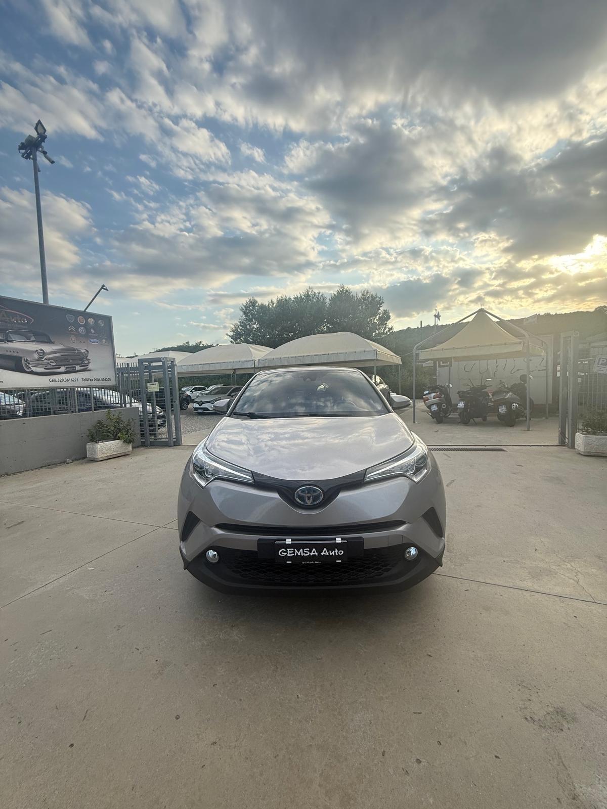 Toyota C-HR 1.8 Hybrid E-CVT Lounge