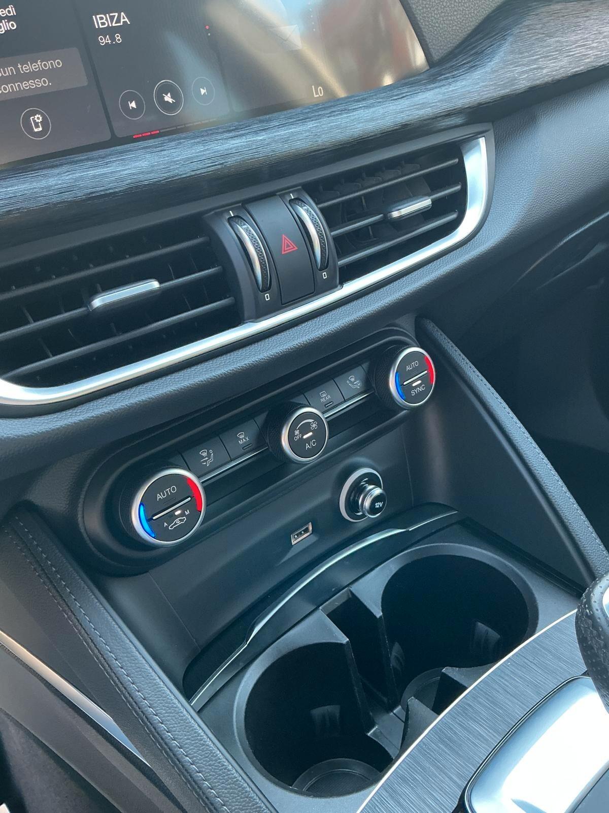 Alfa Romeo Stelvio 2.2 Turbodiesel 160 CV AT8 RWD Super Business