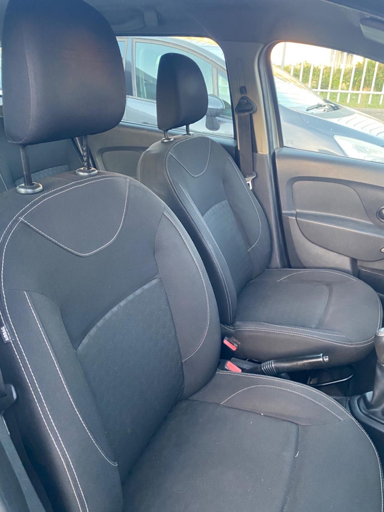 Dacia Logan 1.5 Dci 2014 Full Navi TAGLIANDATA