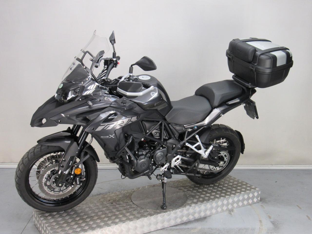 Benelli TRK 502 X ABS