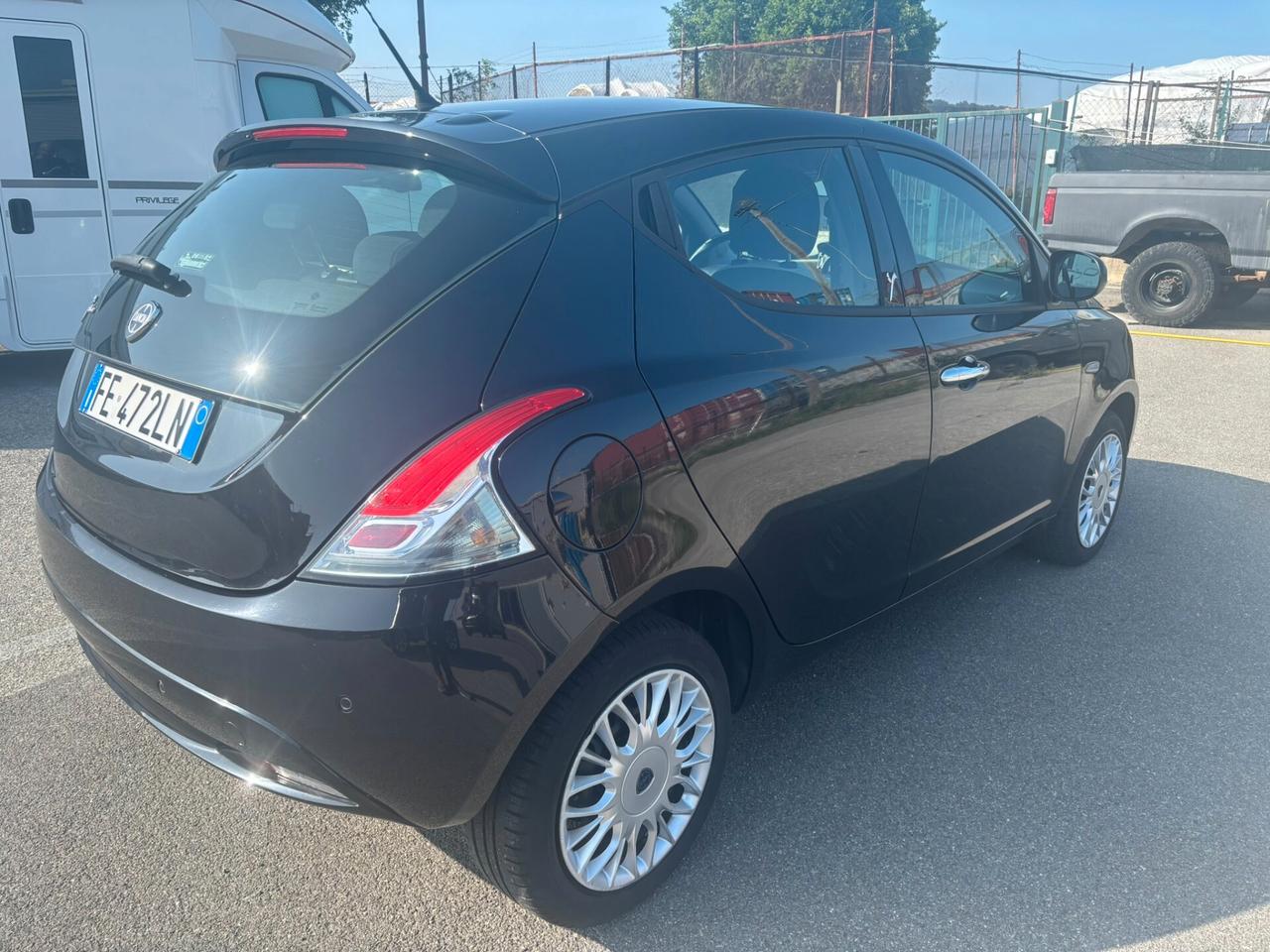 Lancia Ypsilon 1.2 69 CV 5 porte Gold