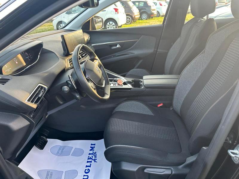 Peugeot 3008 BlueHDI 130 EAT8 S&S Business