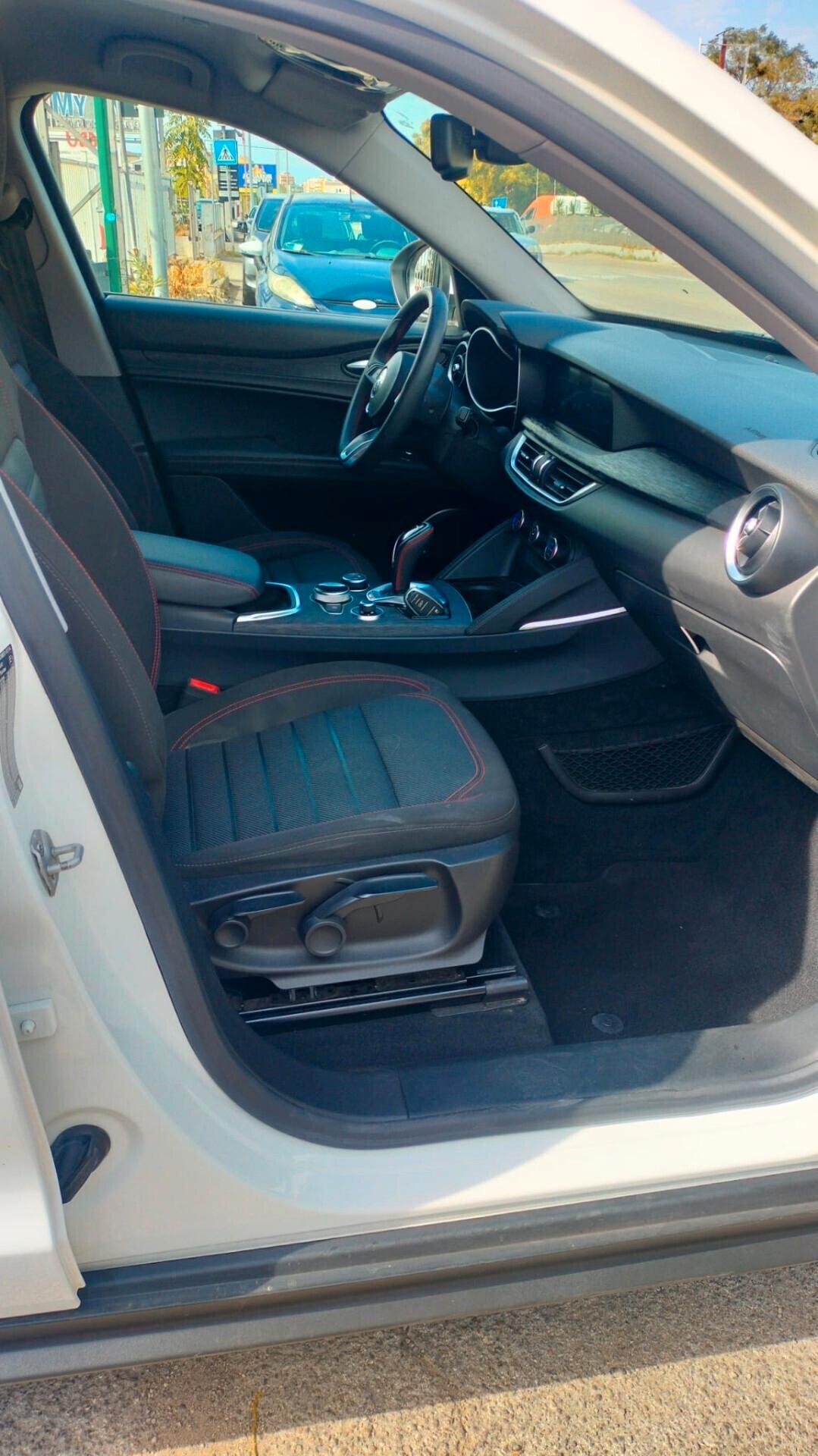 Alfa Romeo Stelvio 2.2 Turbodiesel 190 CV AT8 Q4 Ti