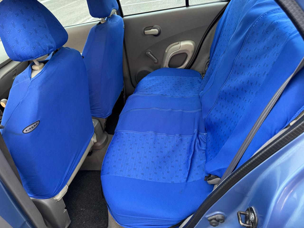 Nissan Micra 1.0 16V 5 porte Visia