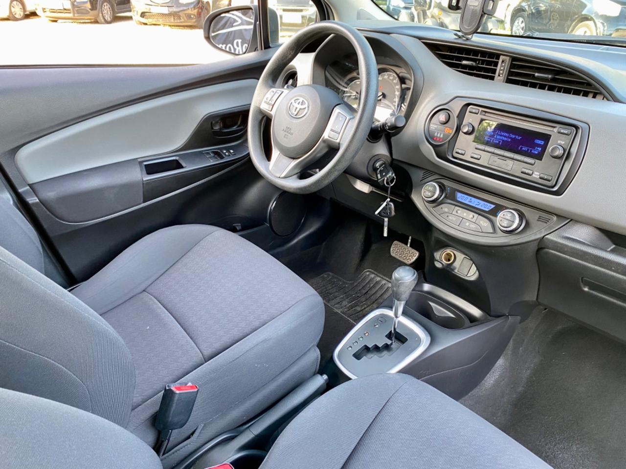 Toyota Yaris 1.5 Hybrid 5 porte Cool