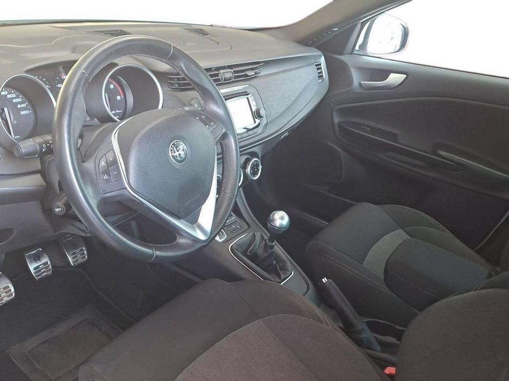 Alfa Romeo Giulietta 1.6 JTDm Sport