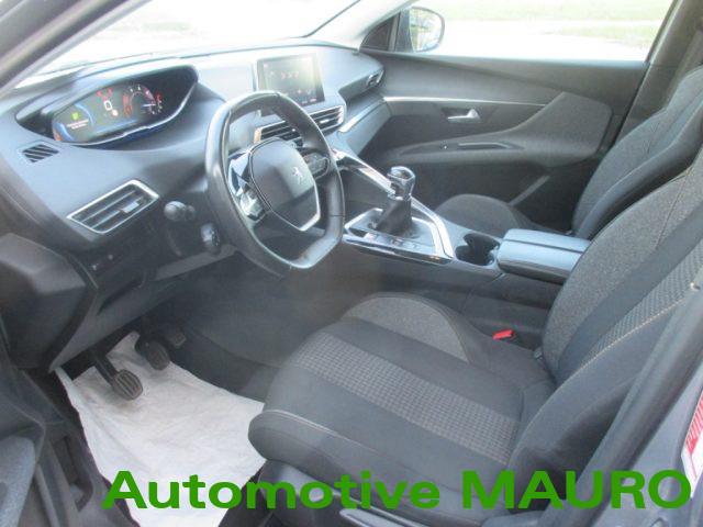 PEUGEOT 3008 BlueHDi 130 S&S Active Pack