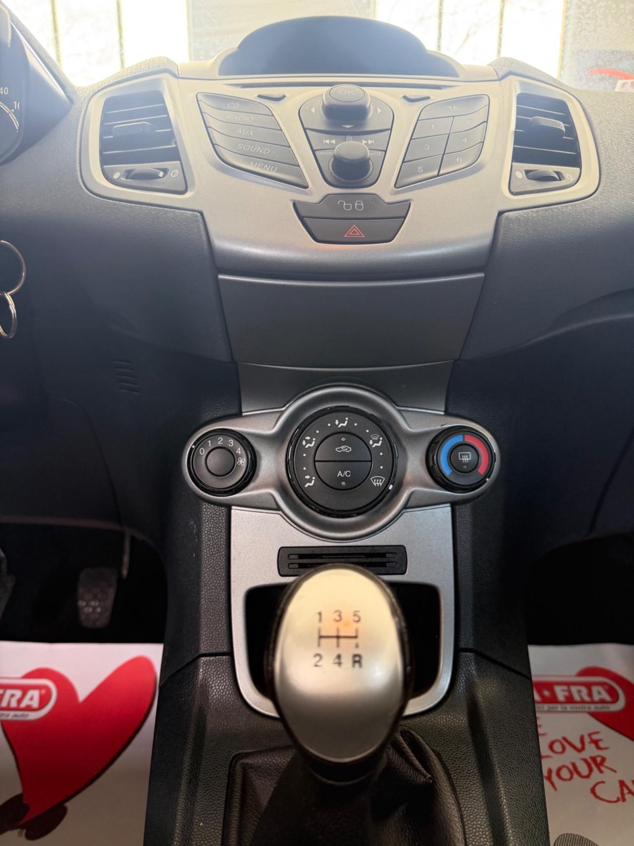 Ford Fiesta 1.4 TDCi 5p. Titanium