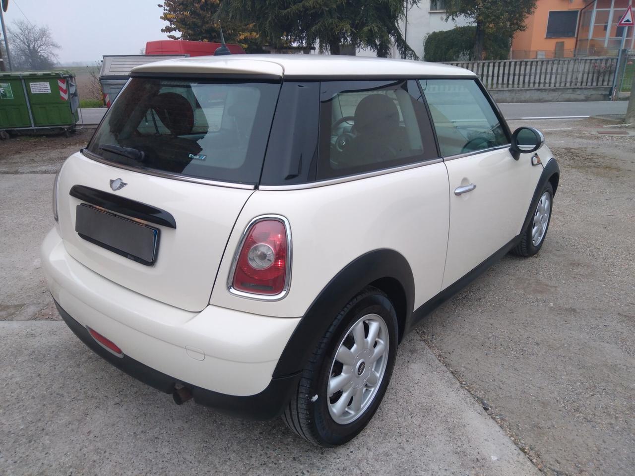 Mini one ray 1.4 16V 75cv x neopatentati