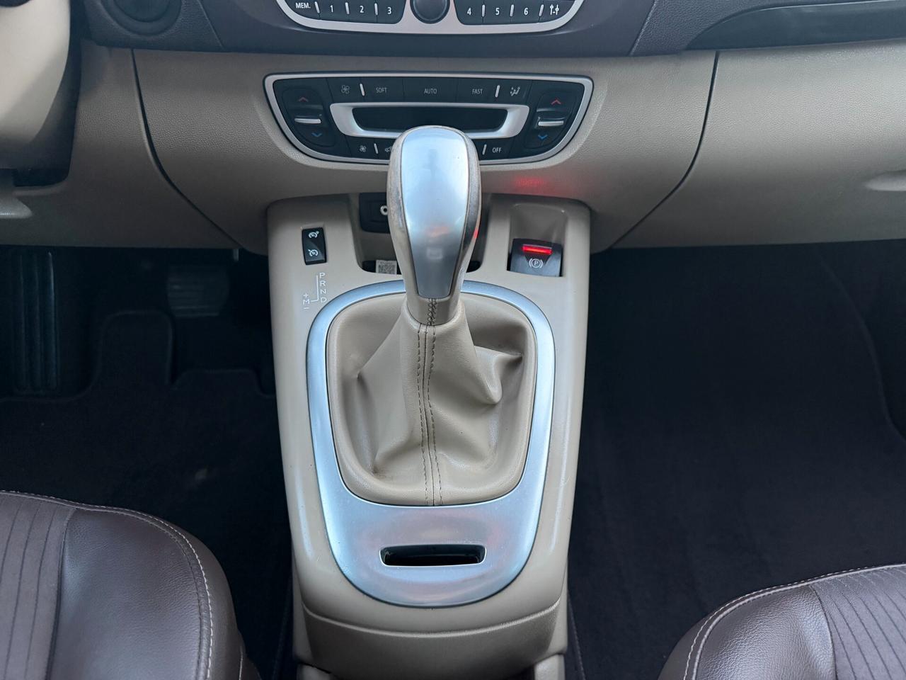 Scénic 2.0 dCi 150CV Proactive Luxe (automatica)