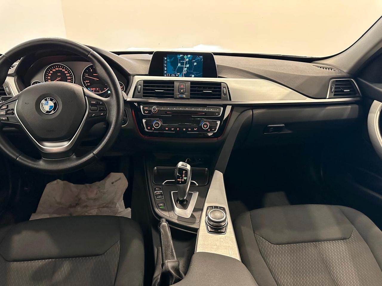Bmw 318d Touring Business Advantage autom.