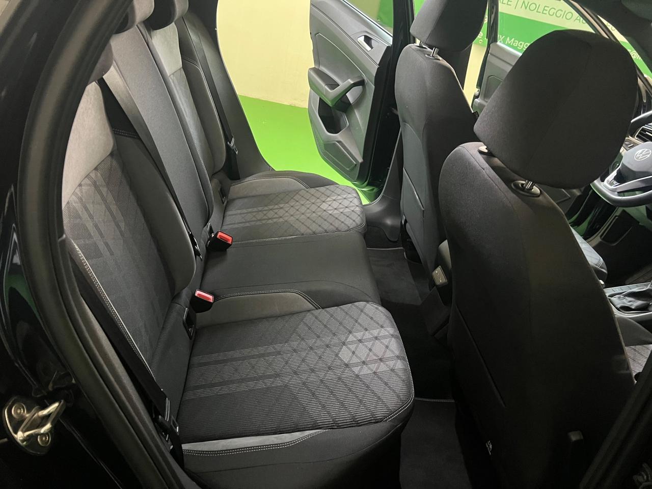 Volkswagen Taigo 1.0 TSI 115 CV DSG R-Line