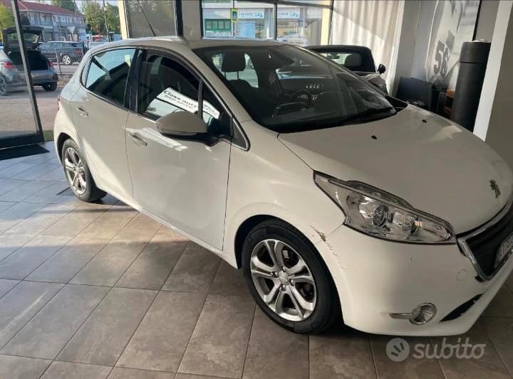 Peugeot 208 PureTech 82 5 porte Active
