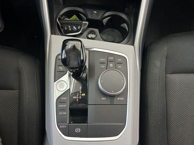 BMW Serie 3 316d 48V Business Advantage auto