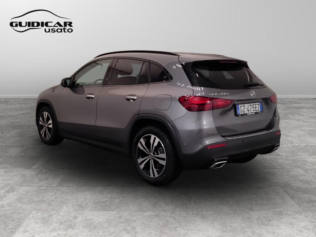 Mercedes-Benz GLA-H247 2023 - GLA 200 d Progressive Advanced Plus 4matic auto