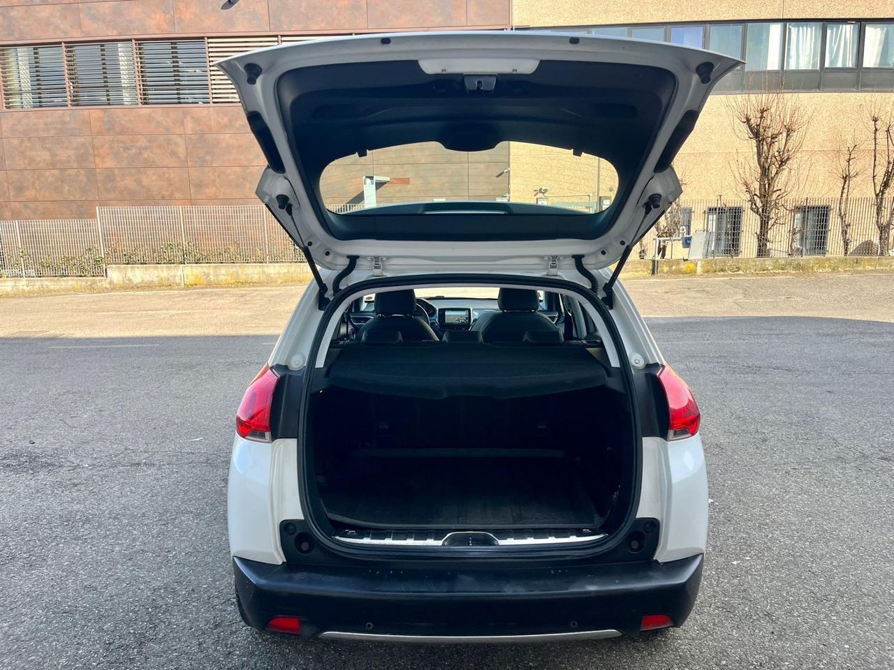 Peugeot 2008 1.6benz 2014 141.000km tagliandati