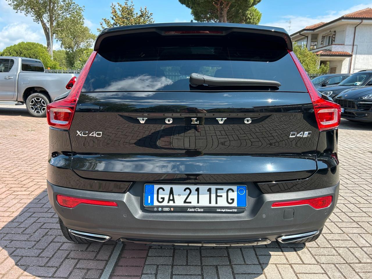 Volvo XC40 D4 AWD Geartronic R-design
