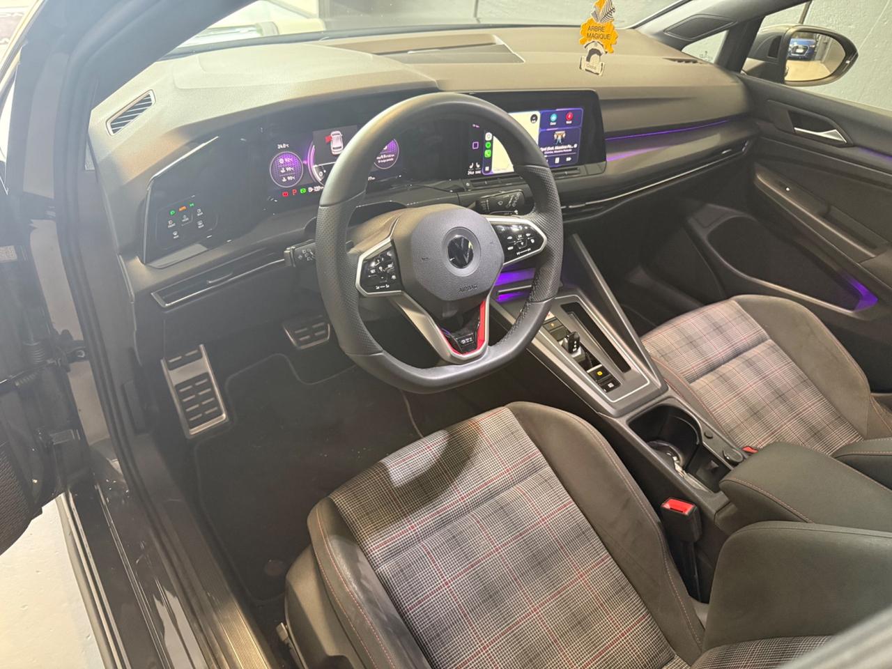 Volkswagen Golf GTI 2.0 TSI DSG 245cv