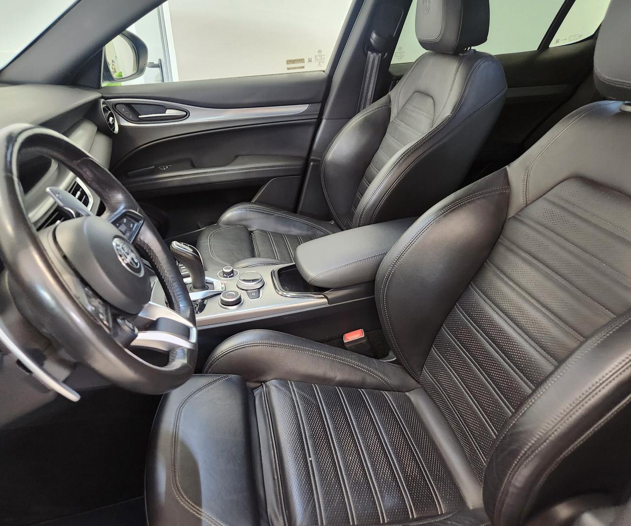 Alfa Romeo Stelvio 2.2 Turbodiesel 210 CV AT8 Q4 Veloce