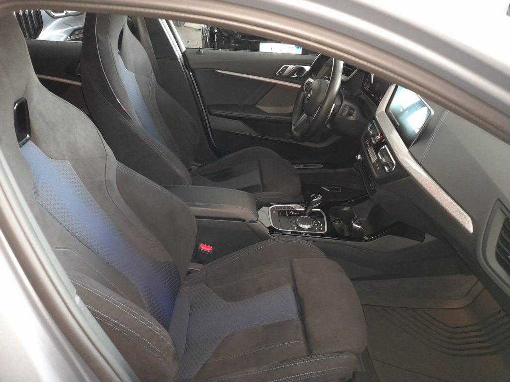 BMW Serie 1 (F40) M 135i xDrive