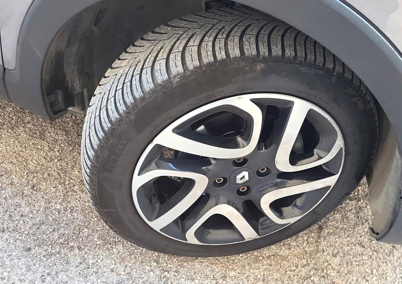RENAULT CAPTUR 1,5 dCi-NAVI-UNICA PROP-EURO 6B-3 REVISIONI