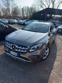 Mercedes-benz GLA 180 Premium
