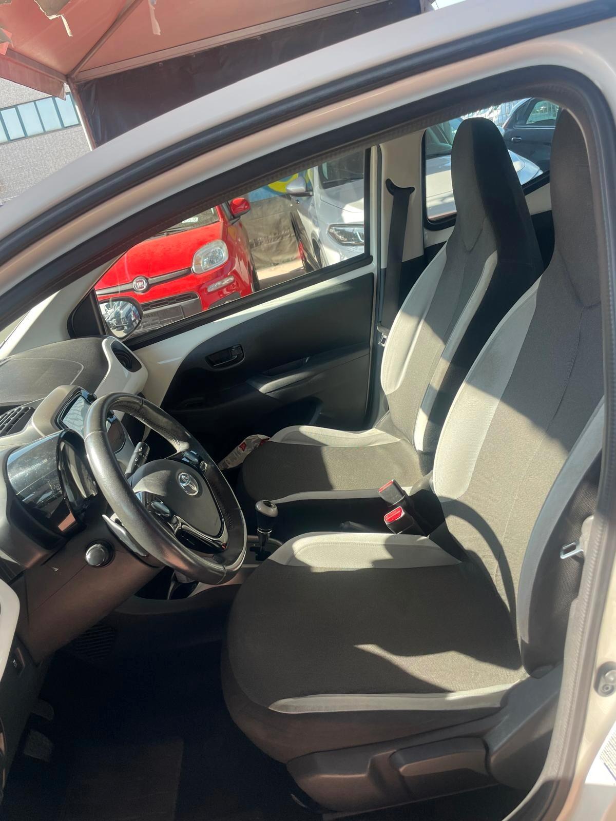 Vendo Toyota Aygo