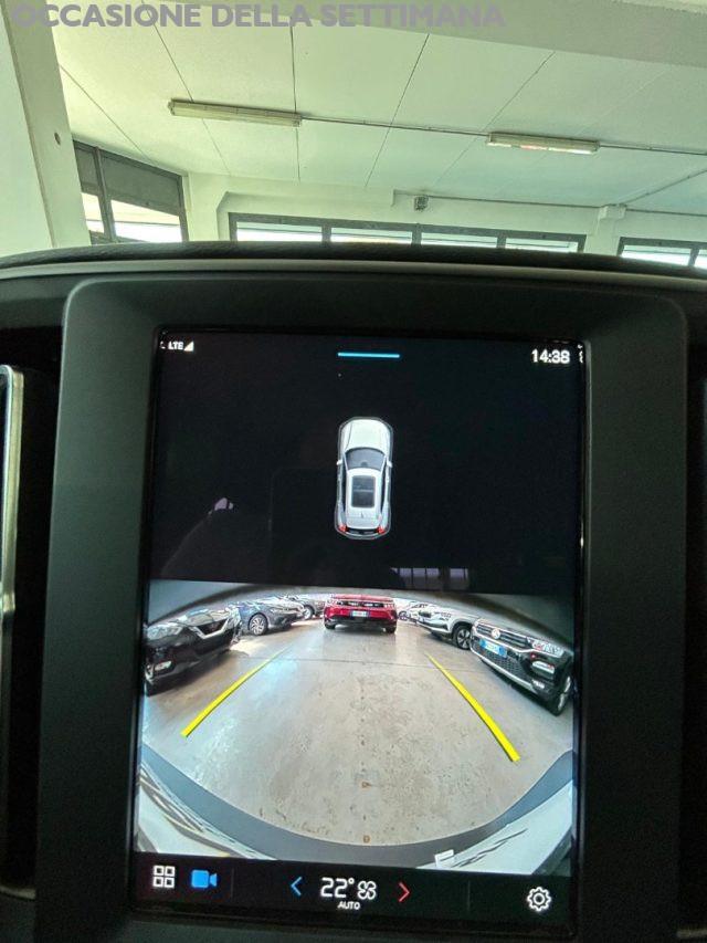 VOLVO XC40 automatico